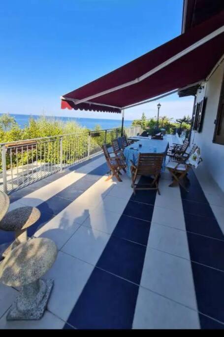 Villa La Terrazza Sull'Addaura Palermo Exterior foto